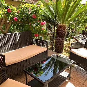 Appartamento The Sea Flower Con Giardino E Garage Auto Incluso, Sanremo